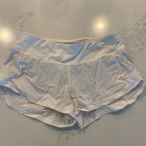 white lululemon hotty hot shorts